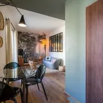 In St Raph Apartman