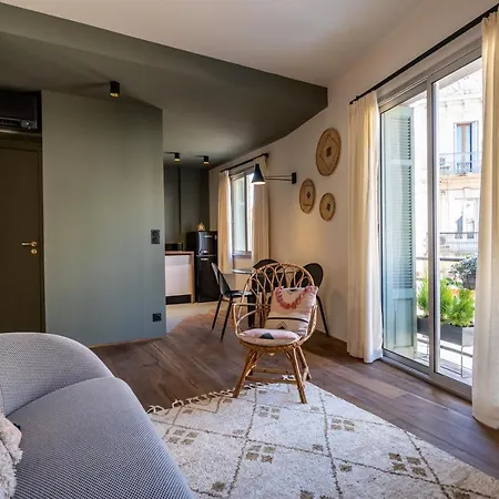 In St Raph Апартаменты *