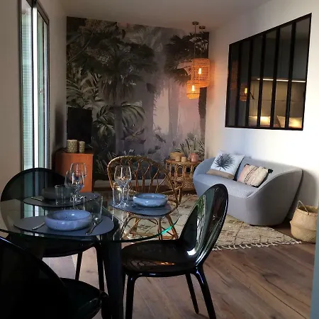 In St Raph Апартаменты